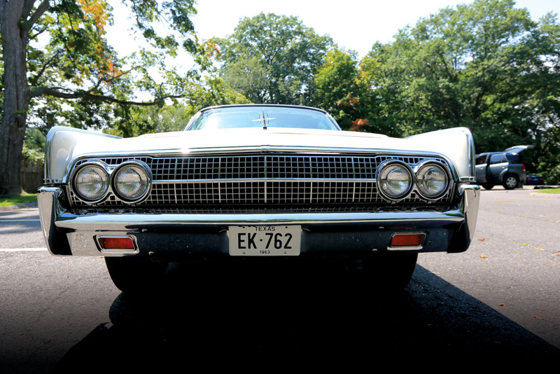 Illustration for article titled Now You Can Own The Second-To-Last Convertible JFK Ever Rode In